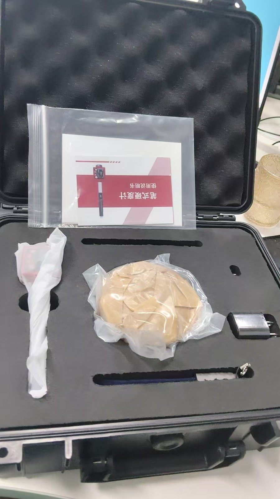 TH1000硬度计仪器箱.jpg